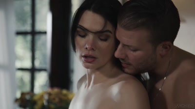 Ivy Ireland Viewer Discretion Advised